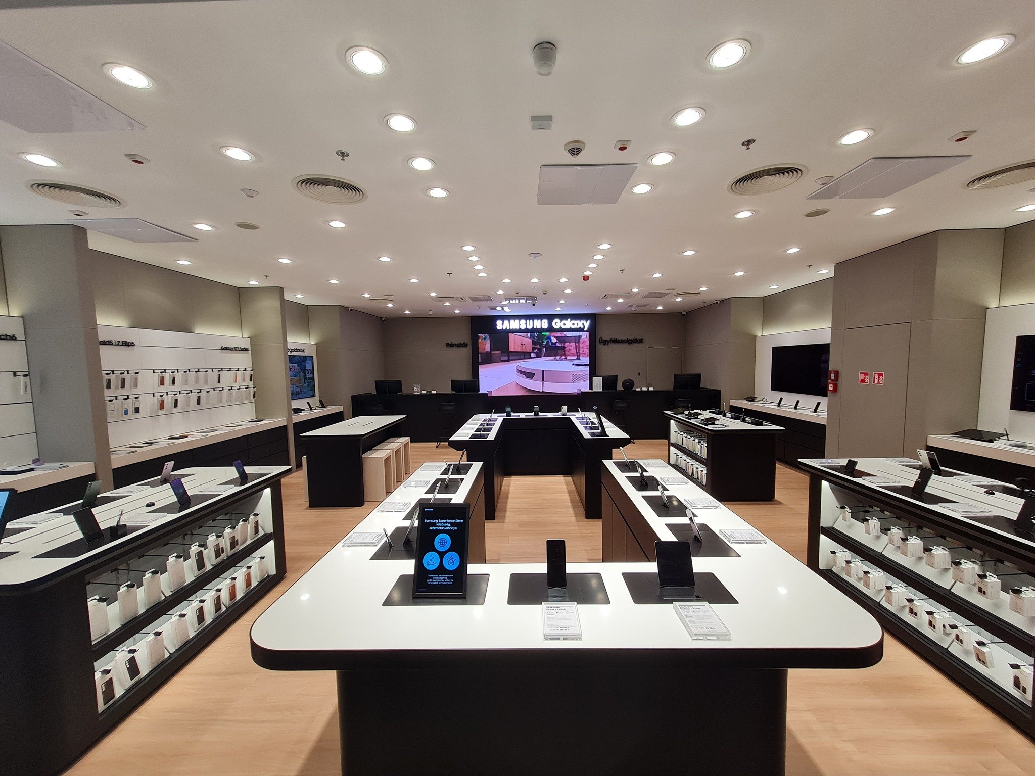 Samsung Experience Store Árkád